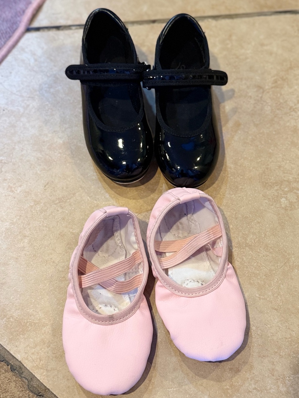Stelle Kids Pink Ballet Flats with Elastic Strap and Black Tap Shoes